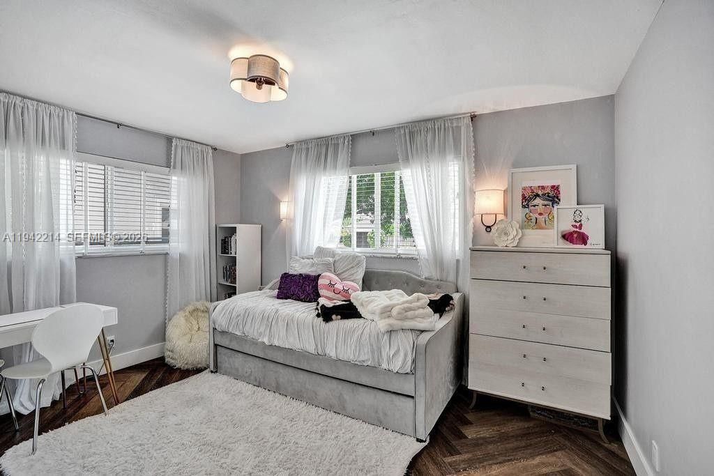 2080 NE 65th St, Fort Lauderdale, FL 33308 Photo