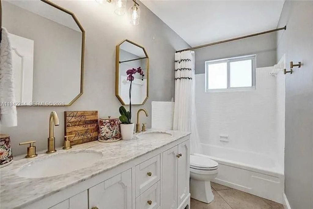 2080 NE 65th St, Fort Lauderdale, FL 33308 Photo