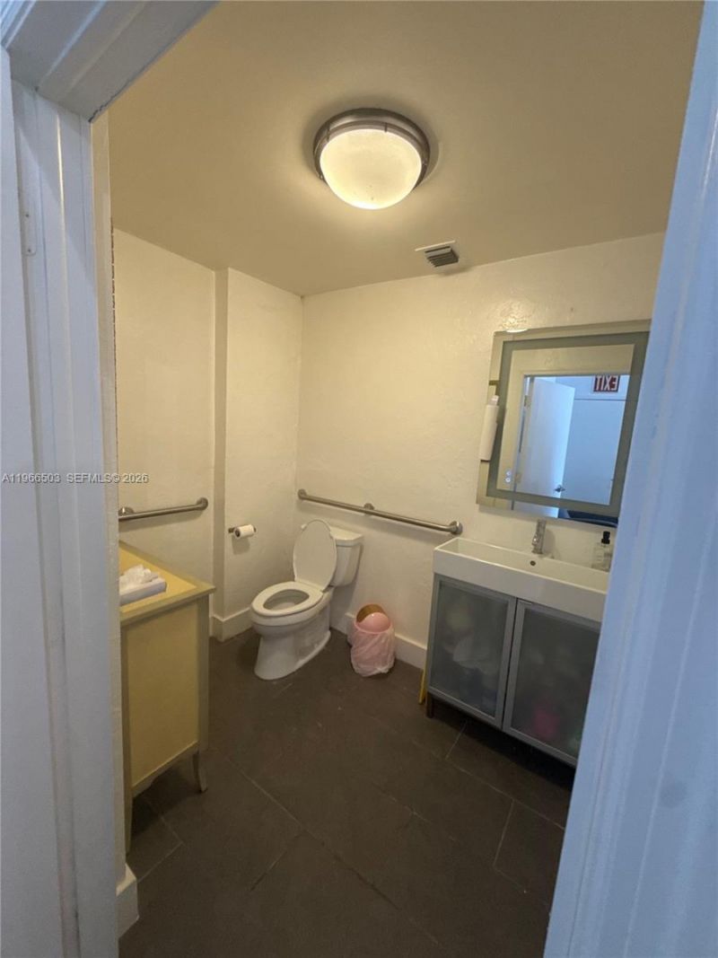 120 S Dixie Hwy, West Palm Beach, FL 33401 Photo