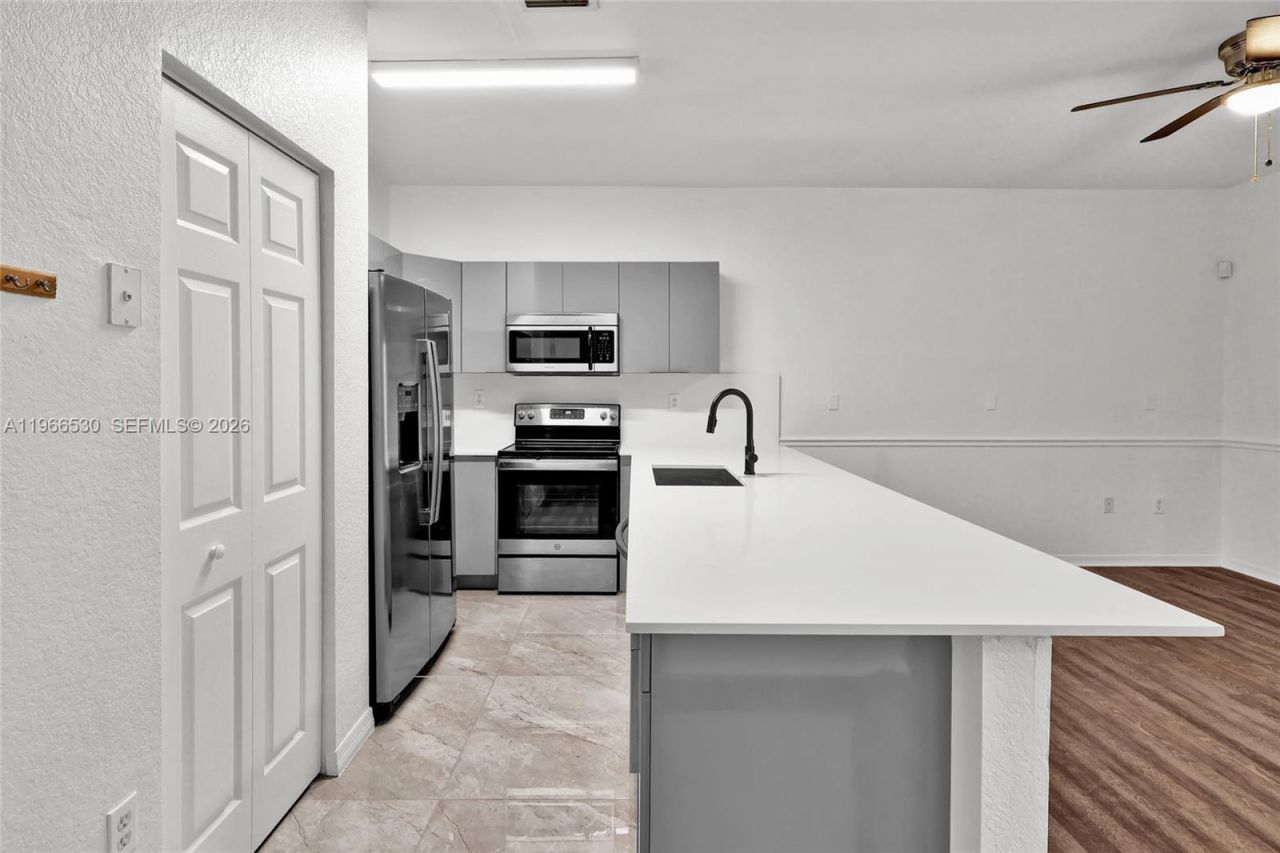 4956 SW 140th Ter, Unit 10, Miramar, FL 33027 Photo