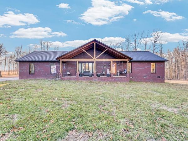 1079 South Lane, Grimsley, TN 38565