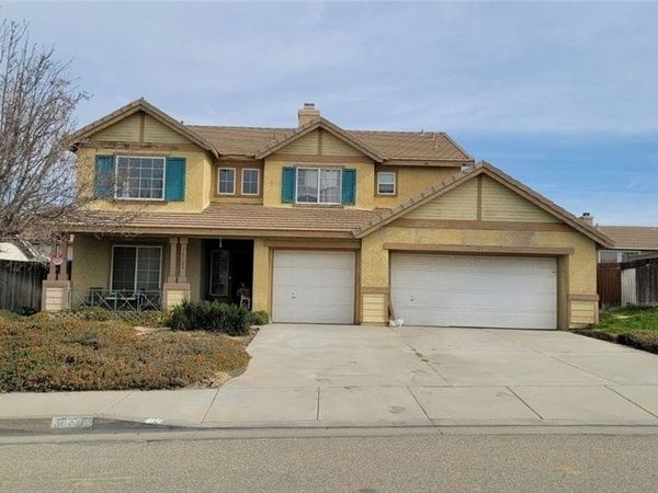 36728 42nd Street E, Palmdale, CA 93552