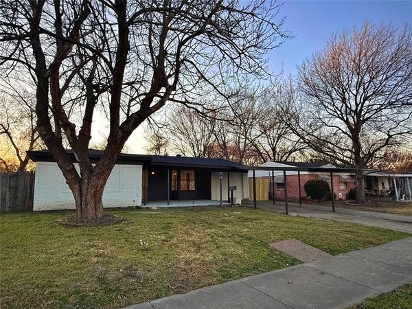 4211 Ridgedale Drive, Mesquite, TX 75150