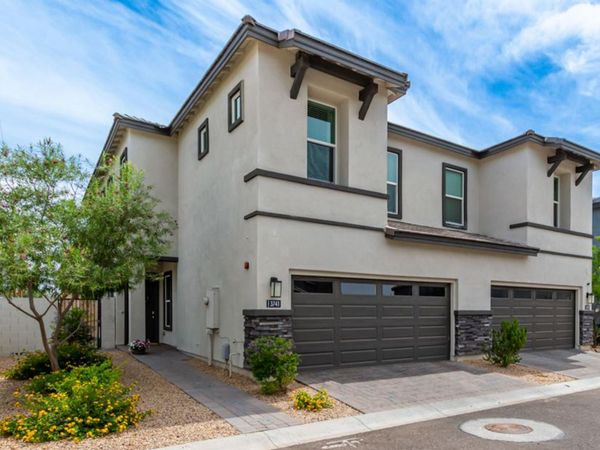 3741 E CATALINA Drive, Phoenix, AZ 85018
