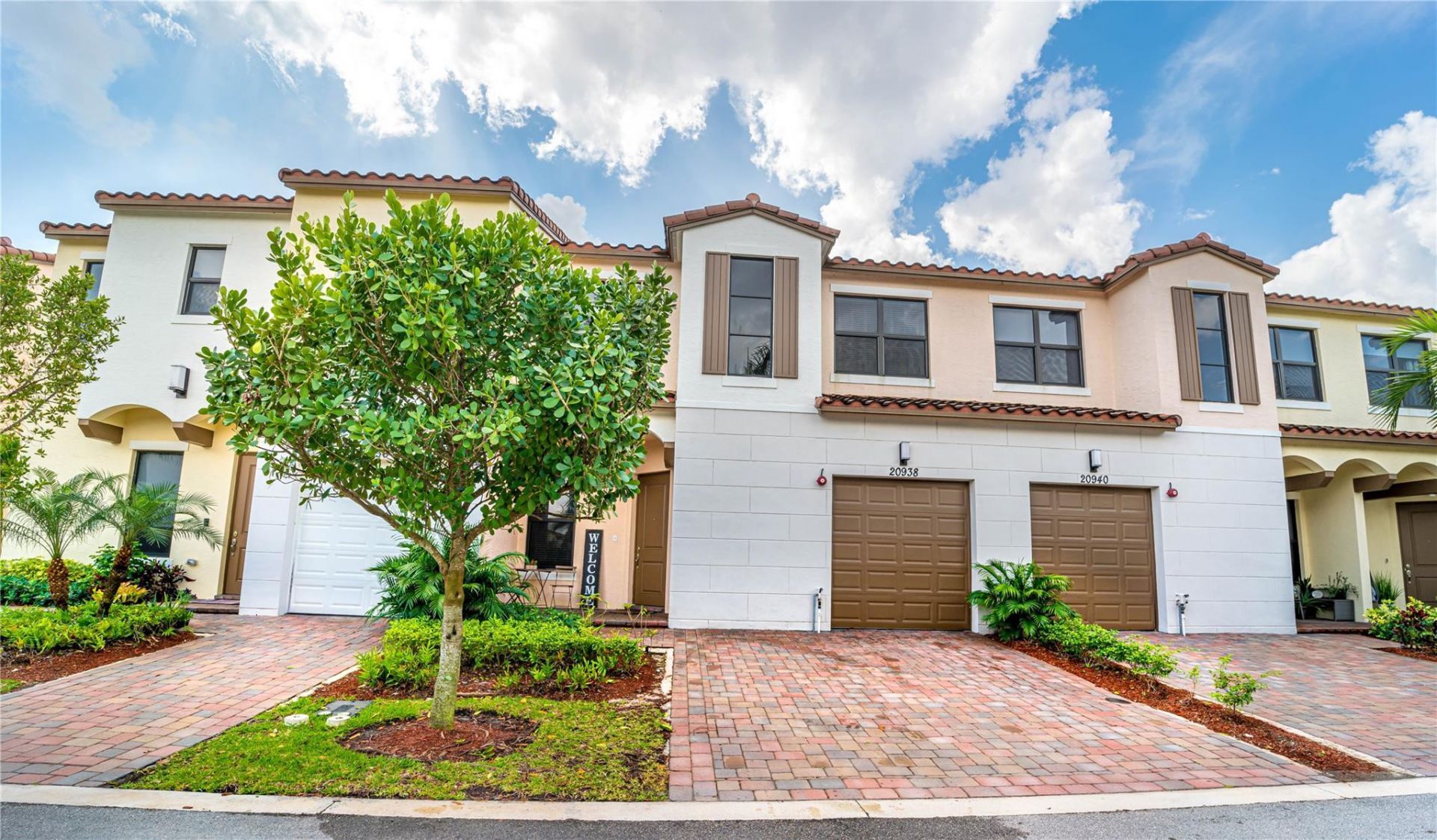 20938 NW 1st Street, Pembroke Pines, FL 33029 Photo