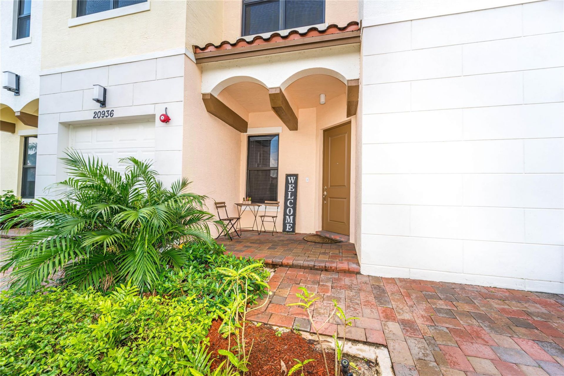 20938 NW 1st Street, Pembroke Pines, FL 33029 Photo