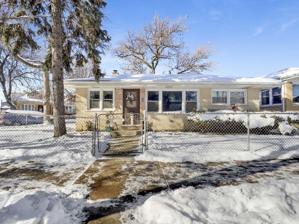 5360 N Lynch Avenue, Chicago, IL 60630