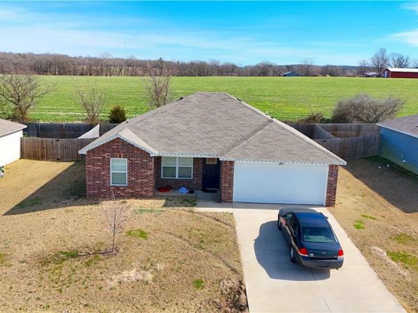 212 Cherry Street , Lincoln, AR 72744