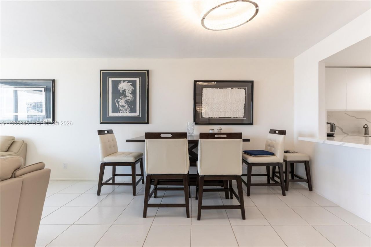 427 Golden Isles Dr , Unit 16F, Hallandale Beach, FL 33009 Photo