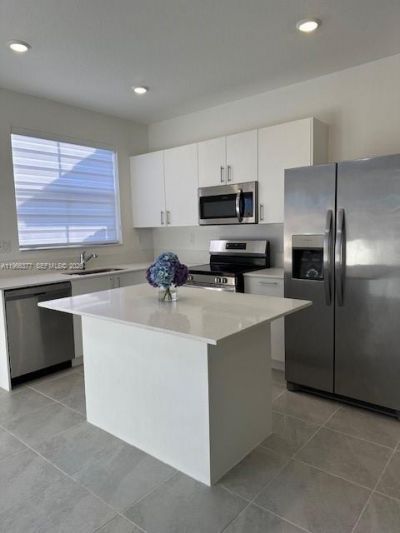 2582 SE 29th St, Homestead, FL 33035 Photo