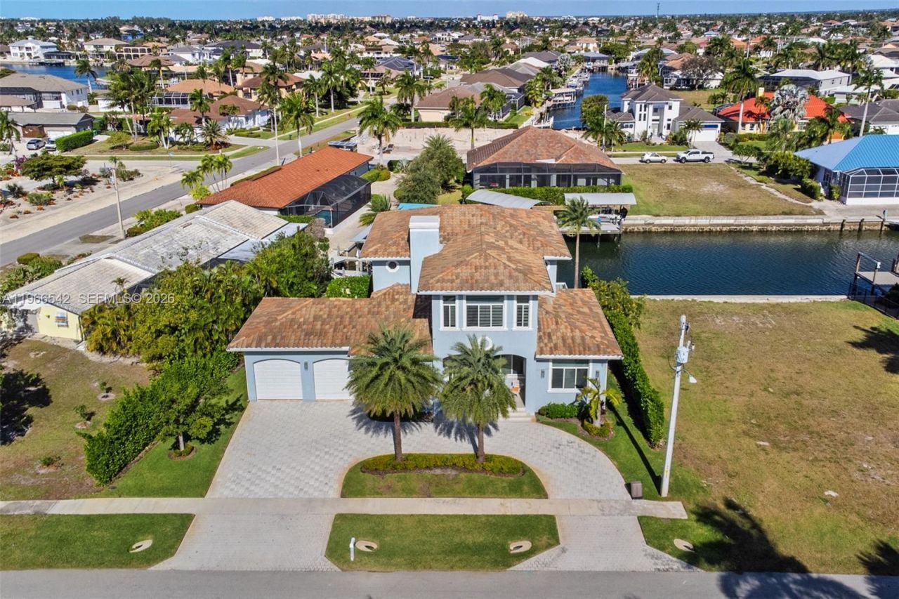 1070 Dana Ct, Marco Island, FL 34145 Photo