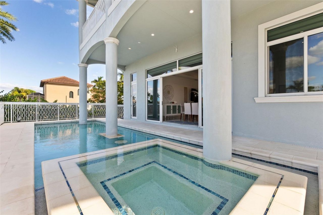 1070 Dana Ct, Marco Island, FL 34145 Photo