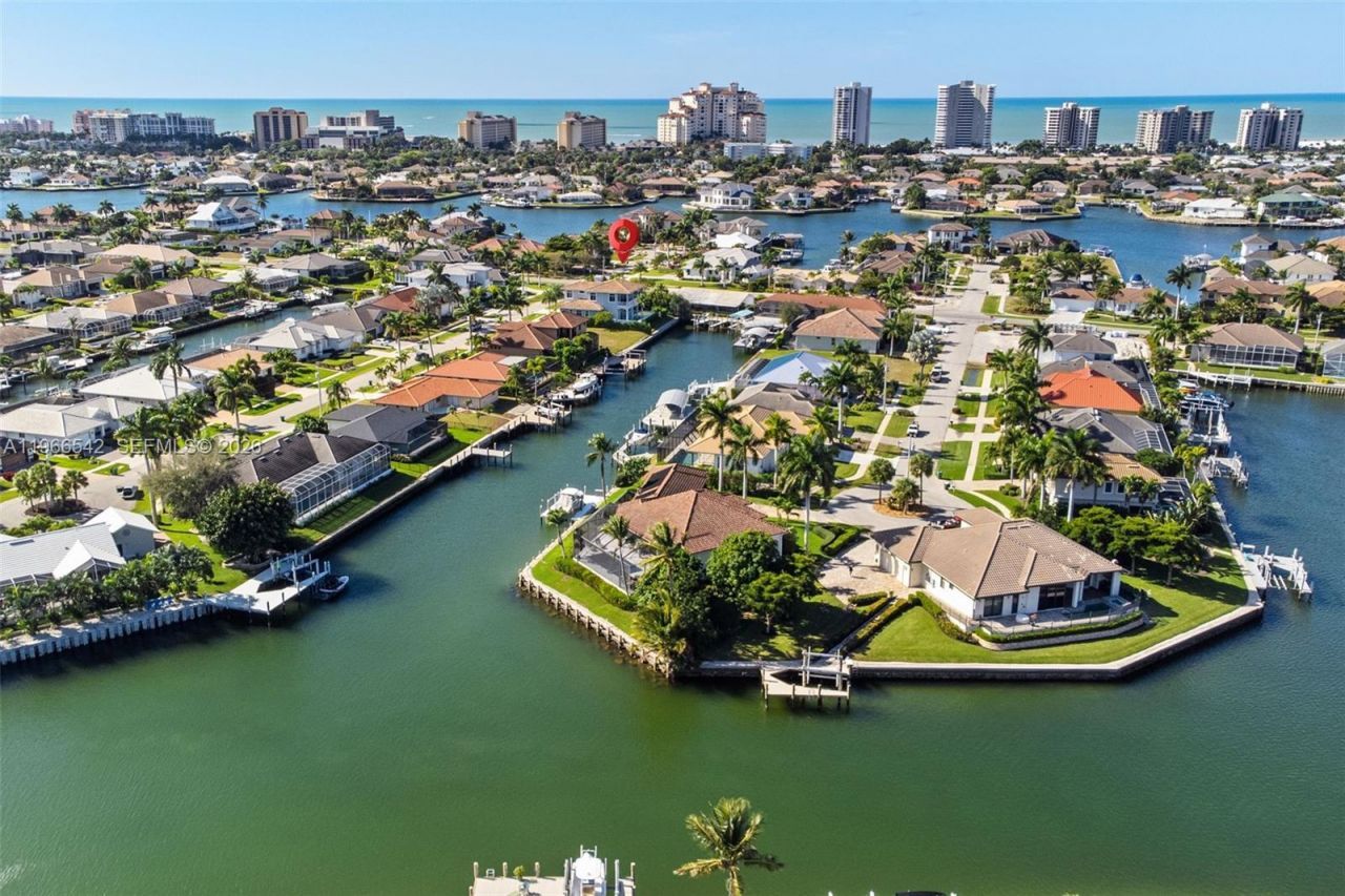 1070 Dana Ct, Marco Island, FL 34145 Photo