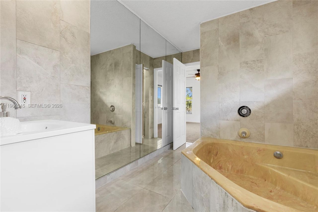 11069 Glenwood Dr, Coral Springs, FL 33065 Photo