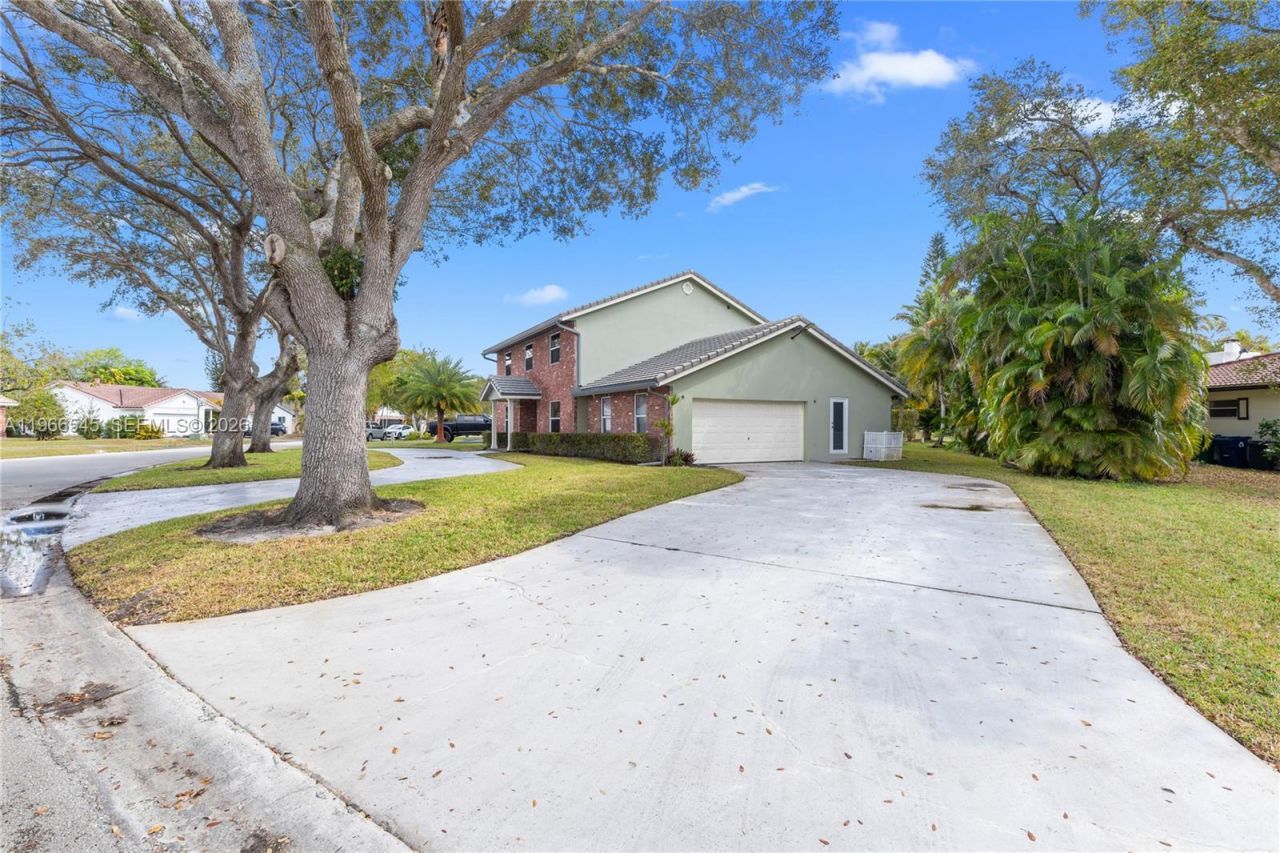 11069 Glenwood Dr, Coral Springs, FL 33065 Photo