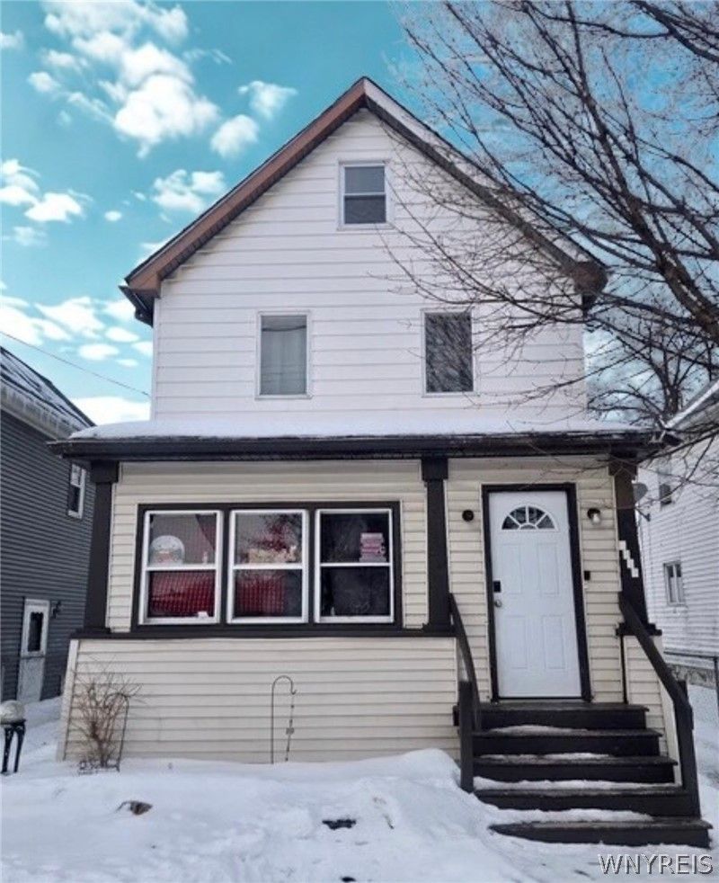 1812 Pierce Avenue, Niagara Falls, NY 14301 Main Photo