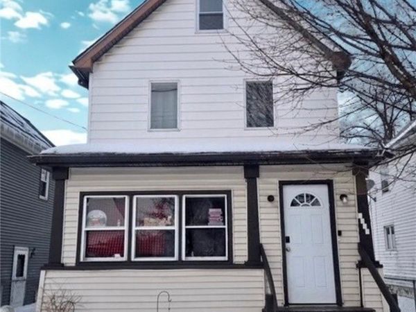 1812 Pierce Avenue, Niagara Falls, NY 14301