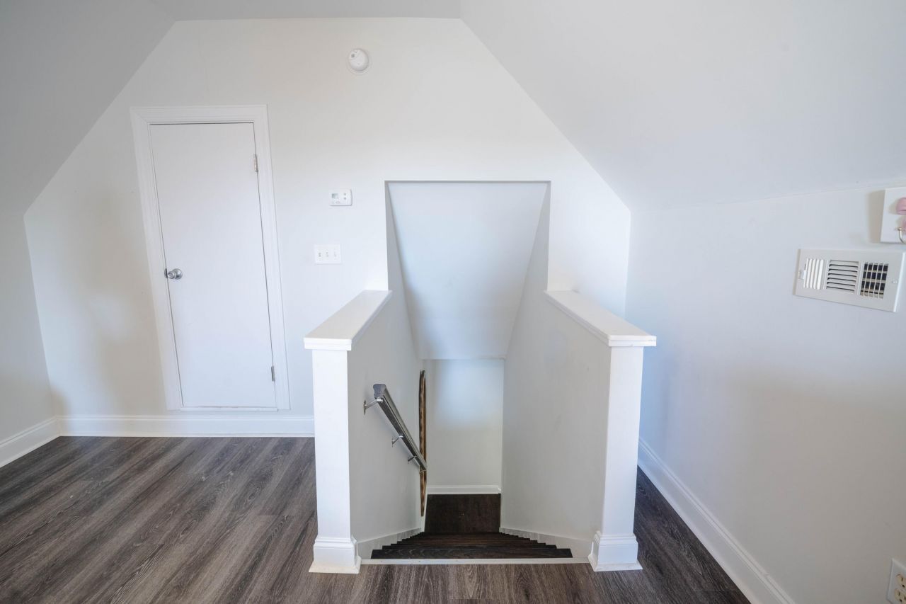 7809 Spring Creek Road Photo 33