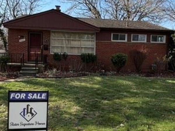 14421 Rosemary Boulevard, Oak Park, MI 48237