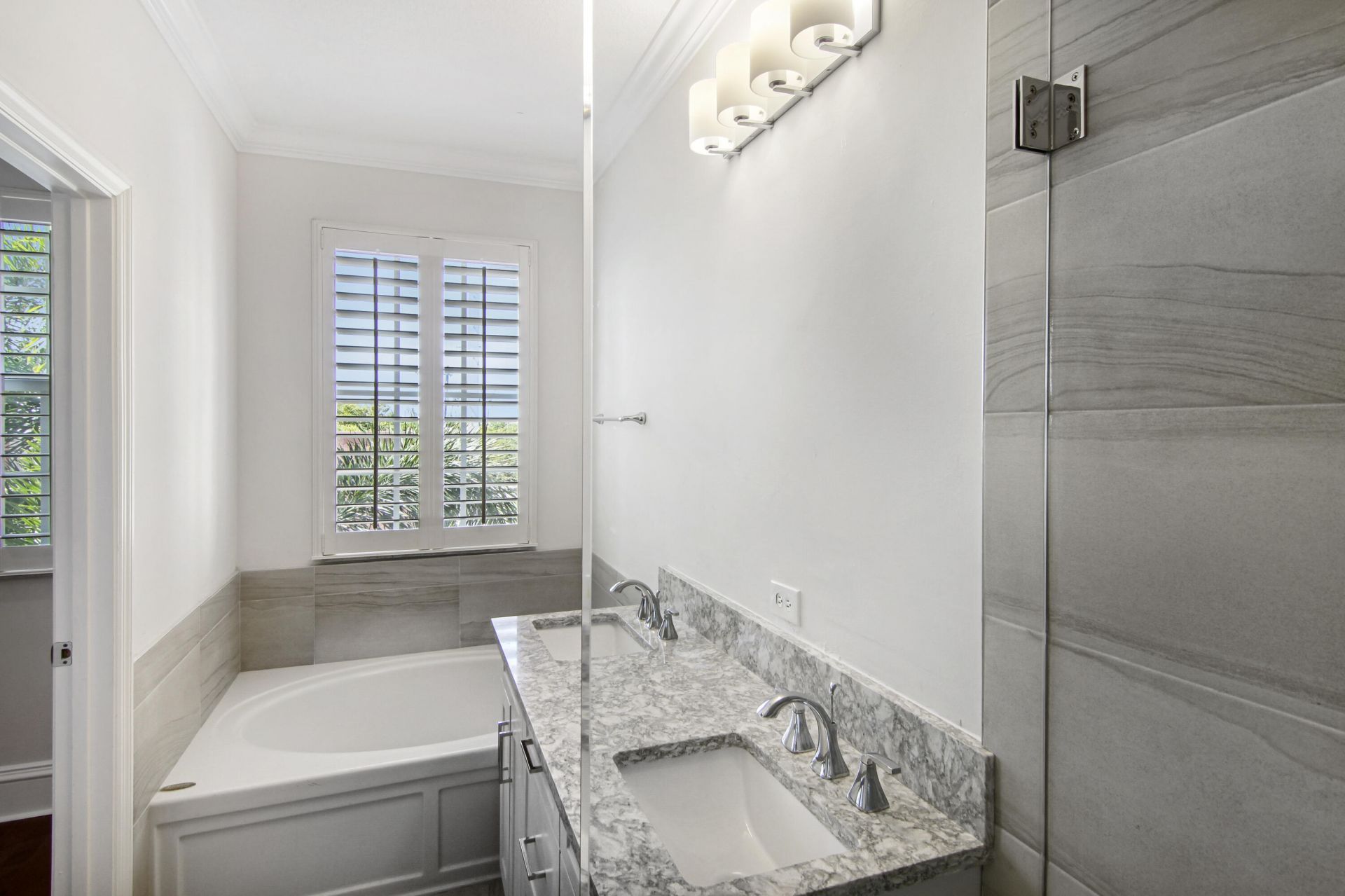 290 NE 5th Avenue, Unit 6, Delray Beach, FL 33483 Photo
