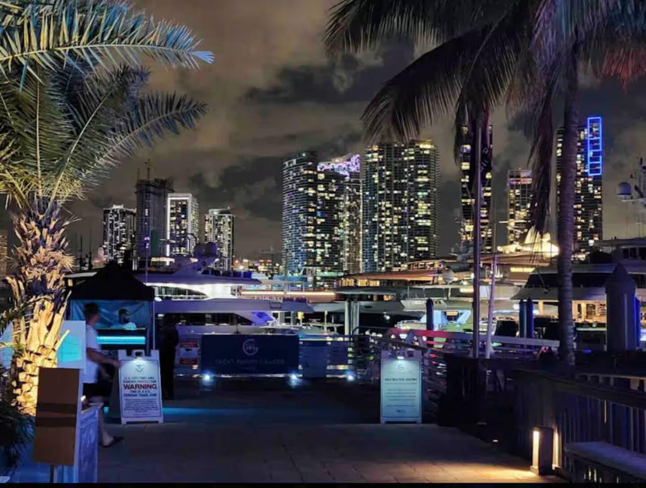 1500 Bay Road, Unit 1244s, Miami Beach, FL 33139 Photo