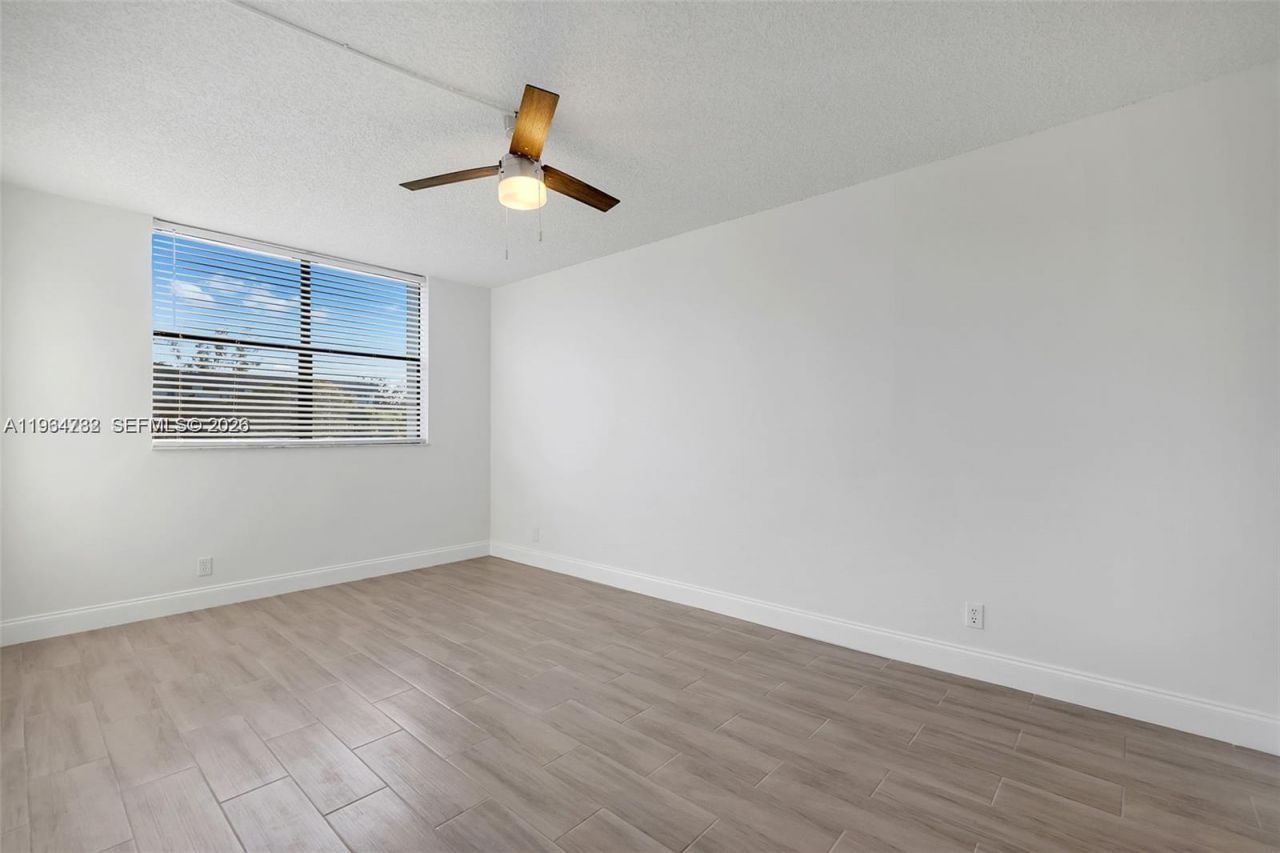 2501 Riverside Dr , Unit 307-A, Coral Springs, FL 33065 Photo