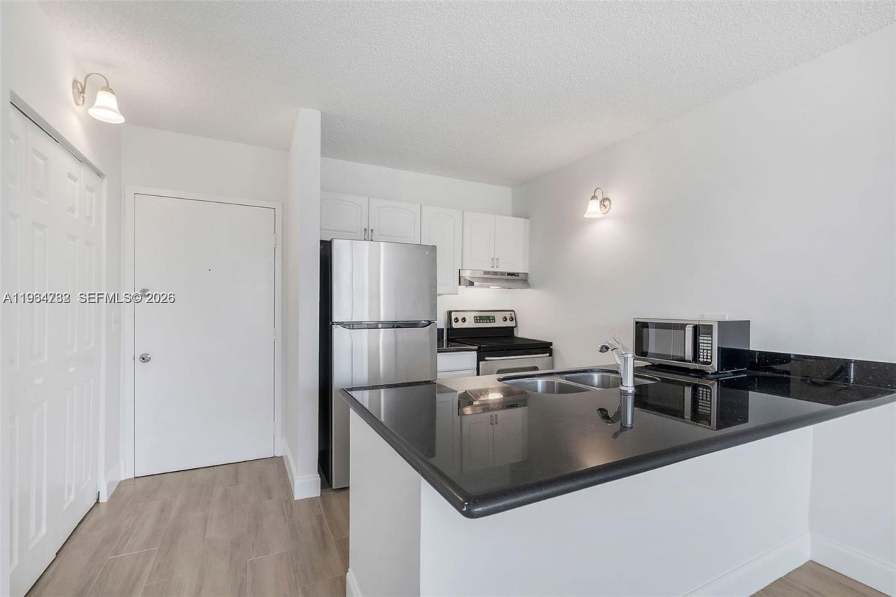 2501 Riverside Dr , Unit 307-A, Coral Springs, FL 33065 Photo