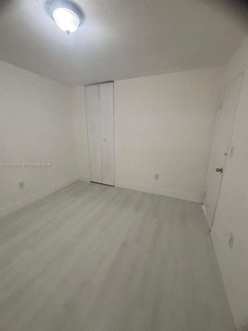 1400 W 29th St, Unit 8, Hialeah, FL 33012 Photo