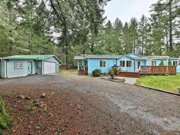 2056 Rockydale Road, Cave Junction, OR 97523