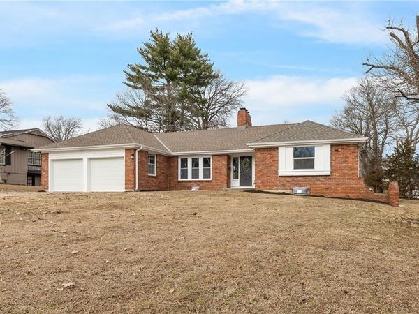 8510 E 71st Terrace, Kansas City, MO 64133