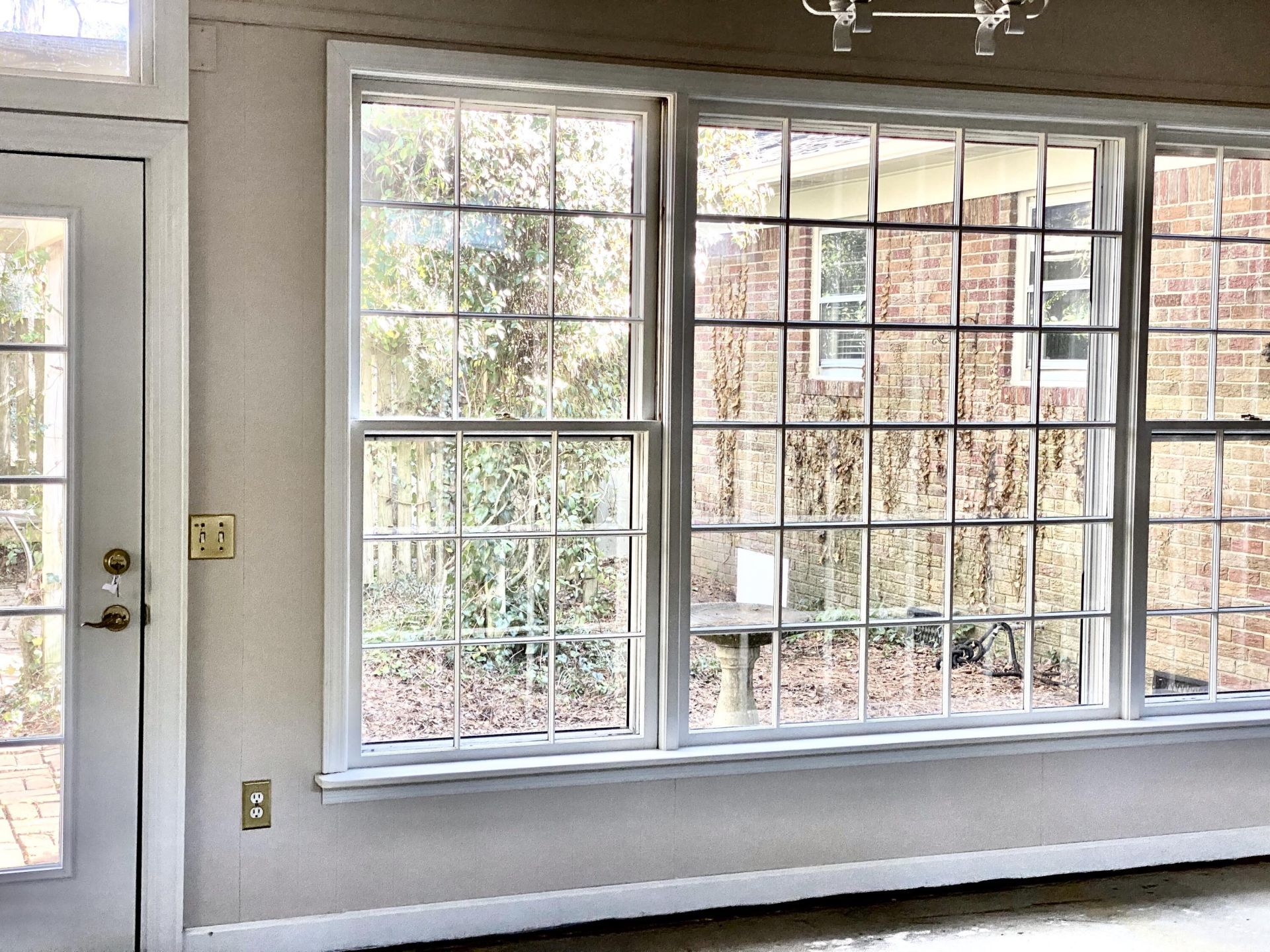 304 Greenbay Street Photo 12