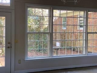 304 Greenbay Street Photo 8