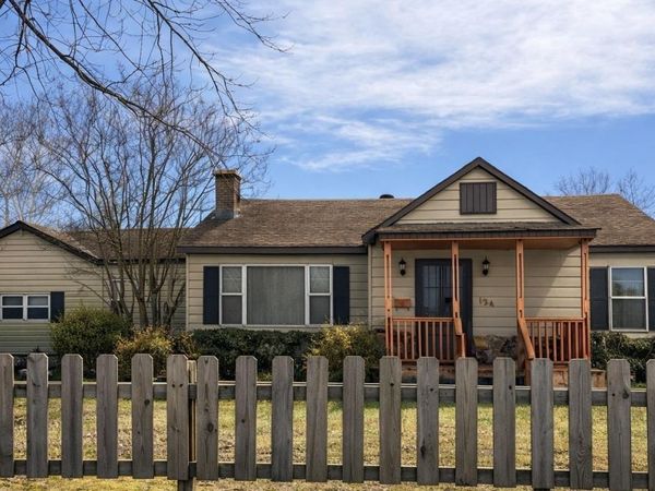 124 E Bethany Road, North Little Rock, AR 72117