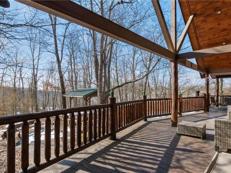 18028 Winterset Lane, Lore City, OH 43755 Photo 17