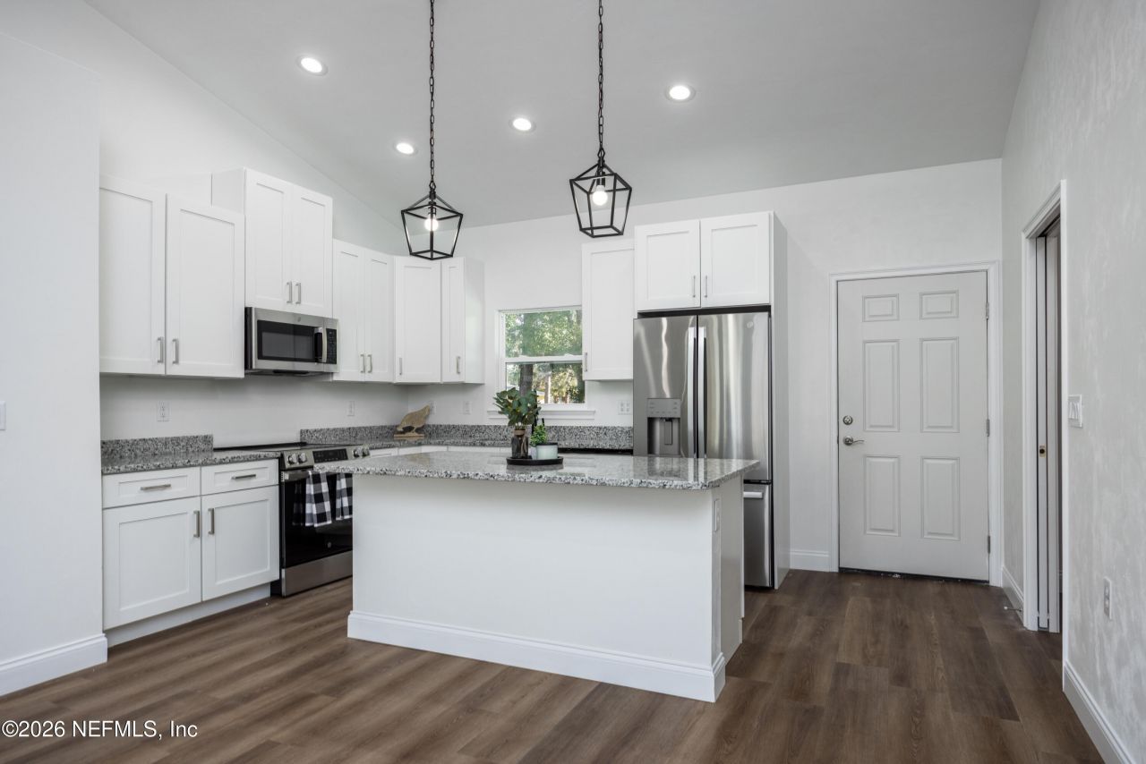 220 SW 3rd, Lake Butler, FL 32054 Photo