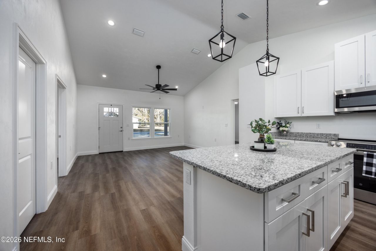 220 SW 3rd, Lake Butler, FL 32054 Photo