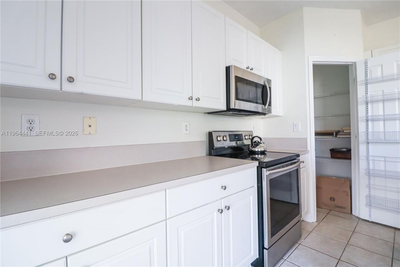 5663 NW 112th Pl, Unit 5663, Doral, FL 33178 Photo