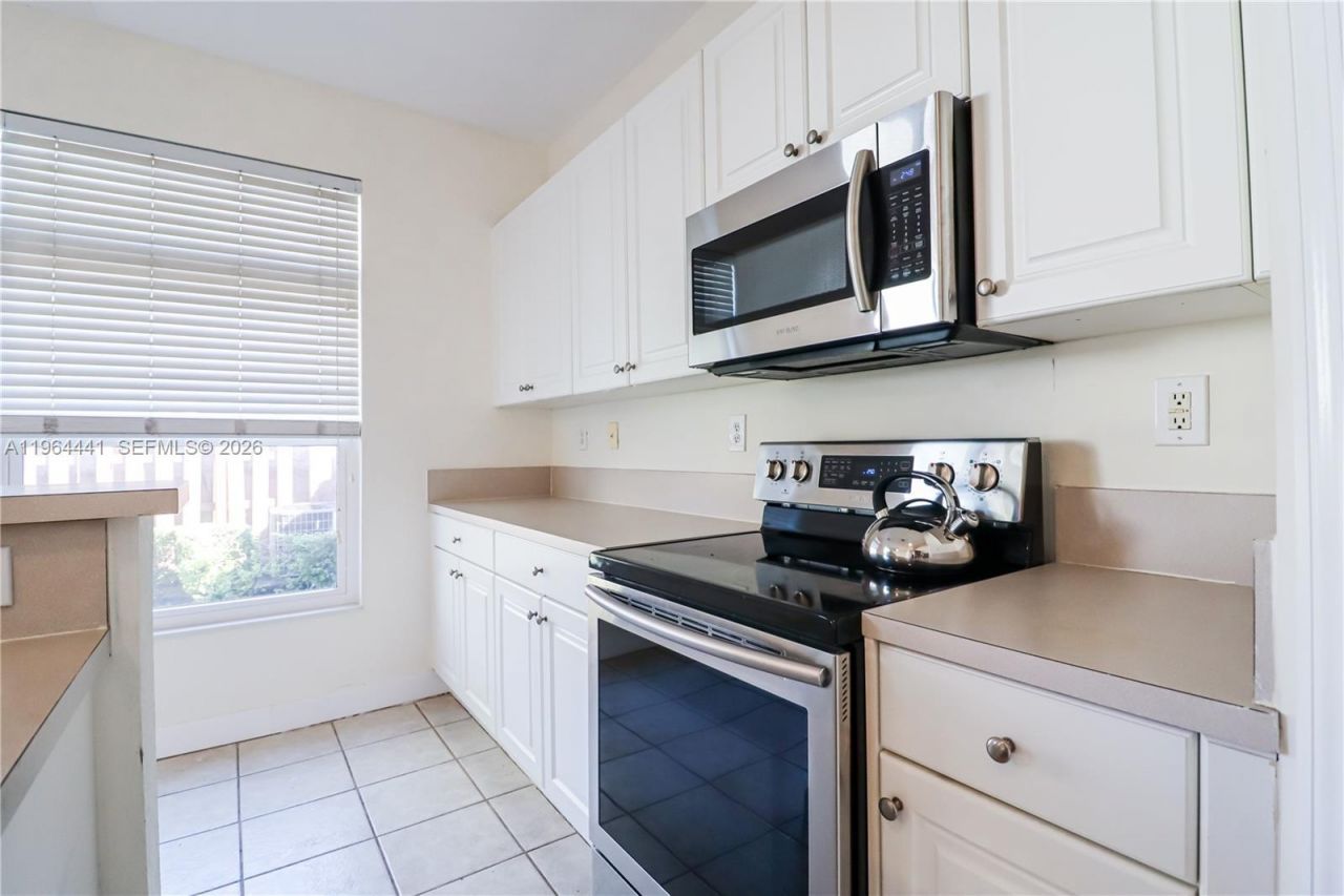 5663 NW 112th Pl, Unit 5663, Doral, FL 33178 Photo