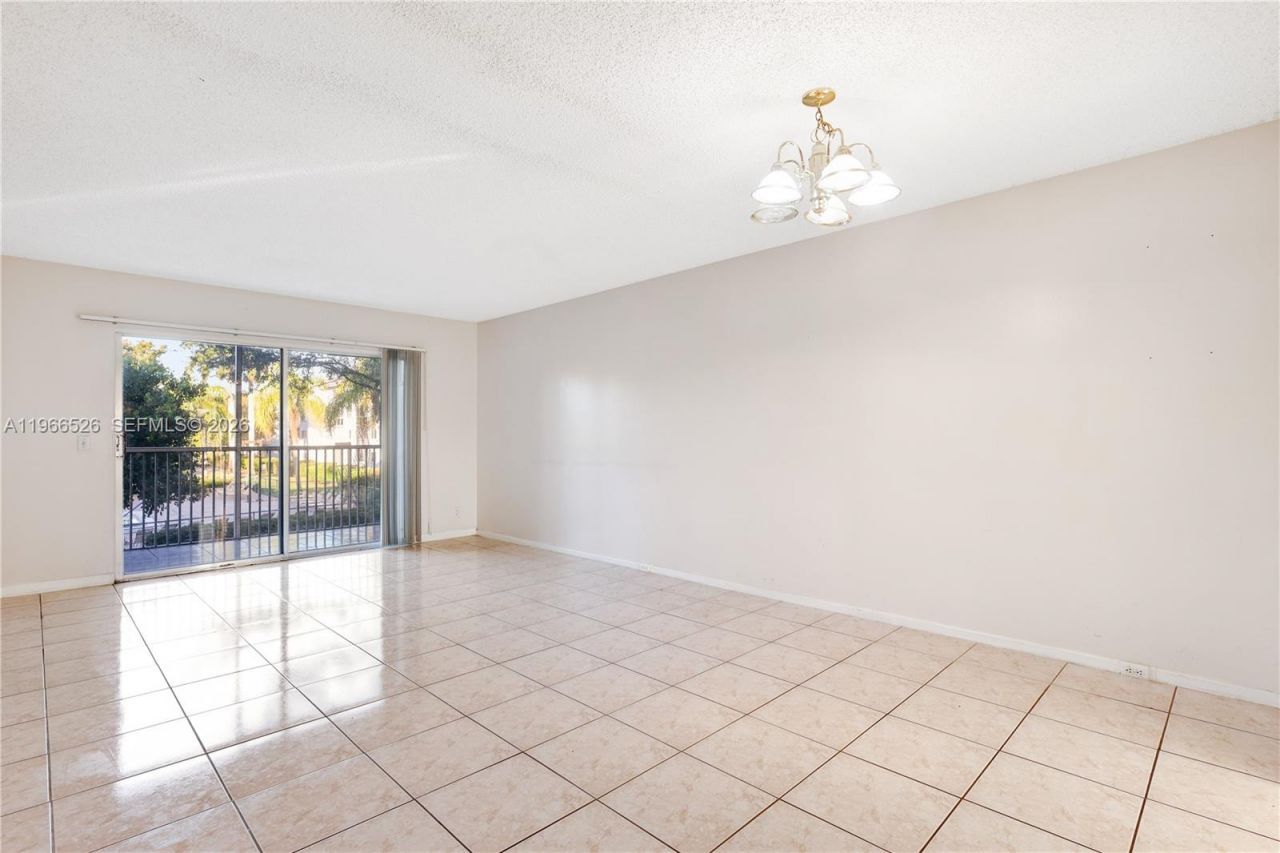 650 SW 124th Ter , Unit 214P, Pembroke Pines, FL 33027 Photo