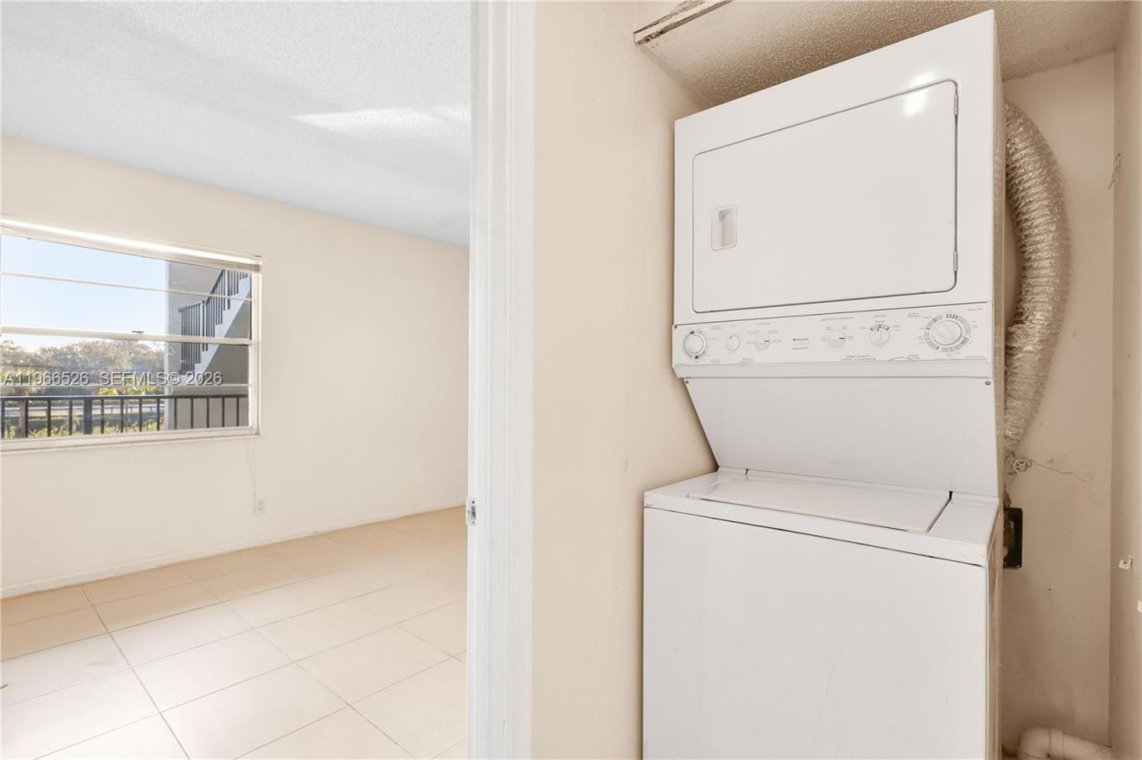 650 SW 124th Ter , Unit 214P, Pembroke Pines, FL 33027 Photo
