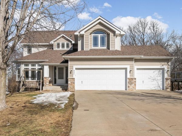 824 Bridle Creek Lane, Jordan, MN 55352