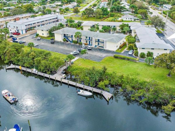 510 Prosperity Farms Road, Unit 8b, North Palm Beach, FL 33408