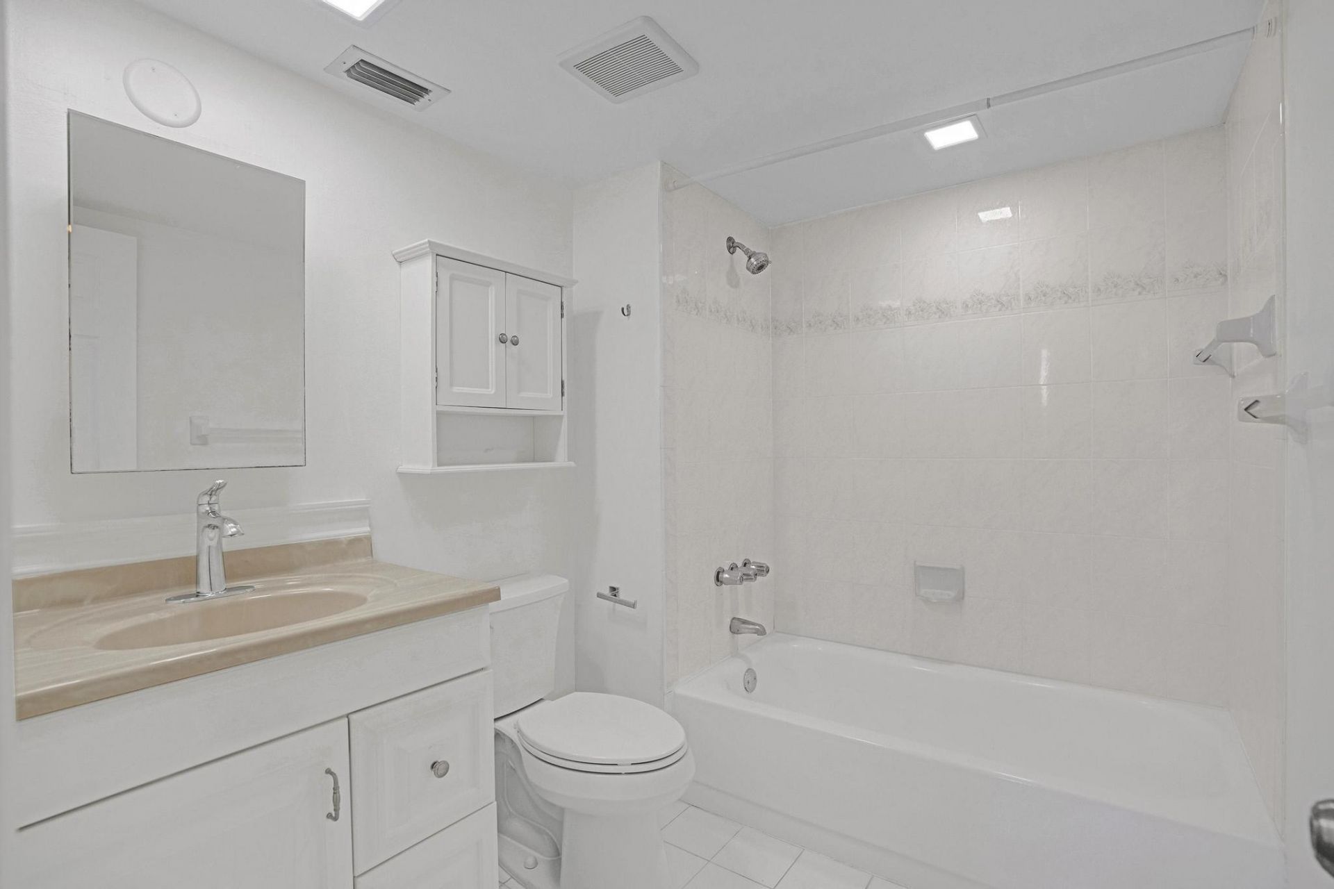 4501 NE 21 Avenue, Unit 207, Fort Lauderdale, FL 33308 Photo