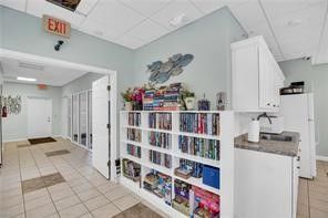 528 7th Square Sw, Unit 202, Vero Beach, FL 32962 Photo
