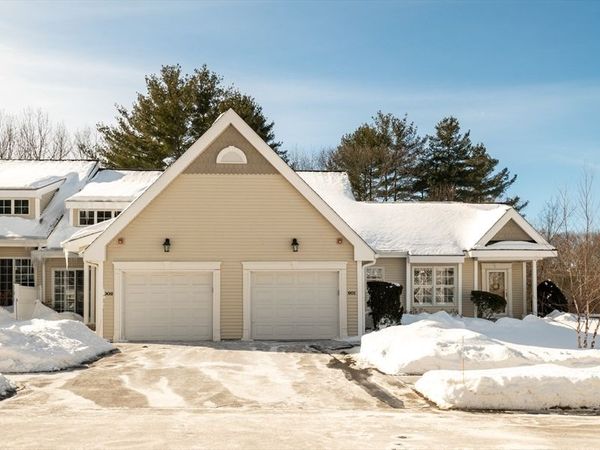 901 Alyssa Dr, Unit 901, Groveland, MA 01834