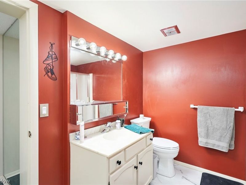 1006 Bunker Drive, Unit 203, Fairlawn, OH 44333 Photo 9