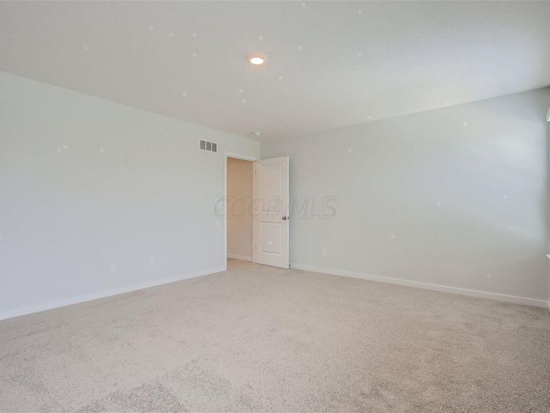 6371 Marinelli Drive N, Columbus, OH 43228 Photo 14