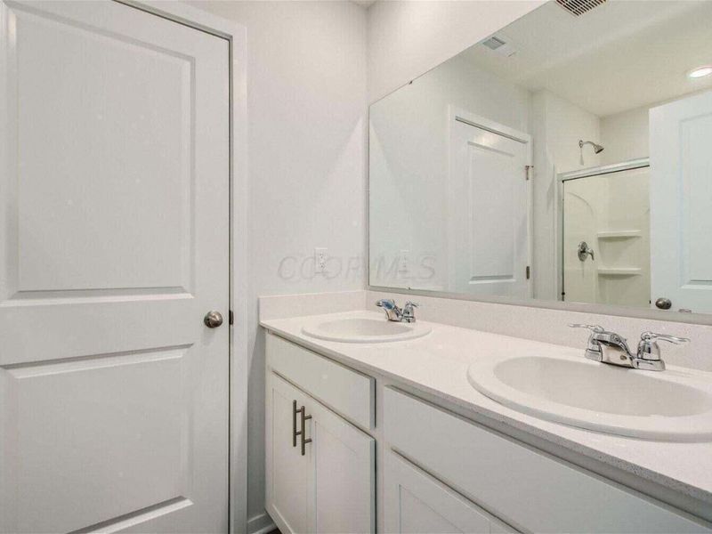 6371 Marinelli Drive N, Columbus, OH 43228 Photo 16