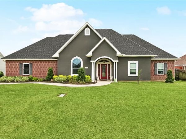 740 EVANGELINE Road, Montz, LA 70068