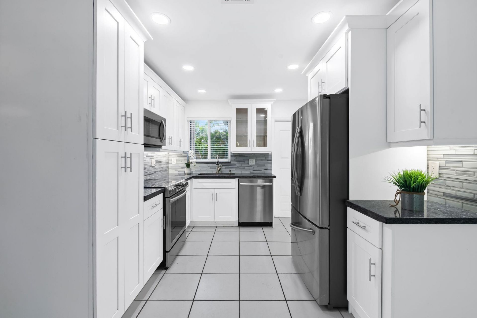 2152 NE 62nd Street, Fort Lauderdale, FL 33308 Photo